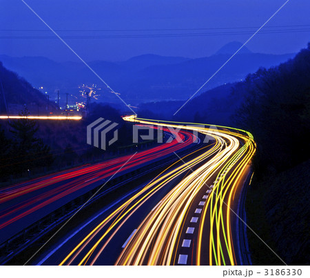 東北高速自動車道路の夜景 3186330