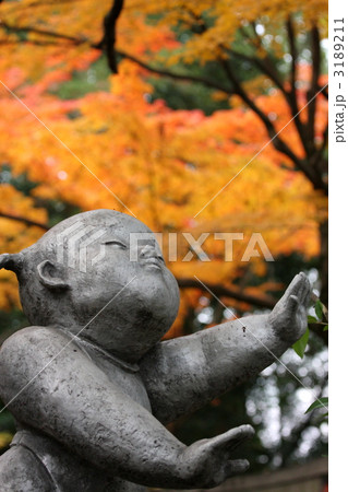 秋の上御霊神社・清明心の像 3189211