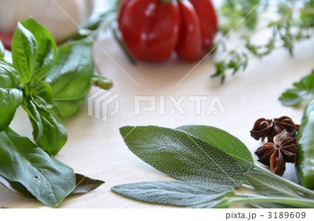 ハーブとスパイス 3189609
