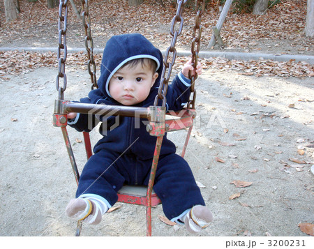 初めてのブランコ 3200231