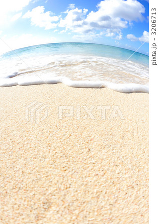 ビーチ@与論島(魚眼レンズ) ビーチ@与論島(魚眼レンズ) 3206713