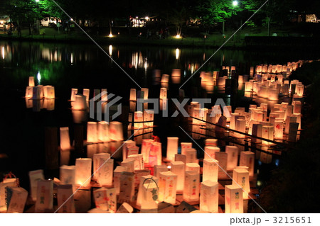 水辺の祭典　灯籠流し 3215651