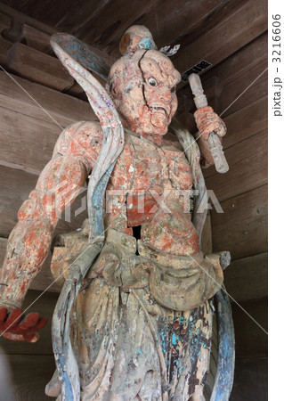 四国別格霊場第15番.金毘羅奥の院「箸蔵寺」仁王門「仁王像」阿形 3216606