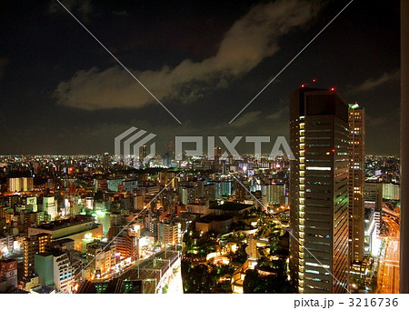 大阪市難波の夜景 3216736