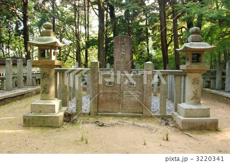 「十七烈士の墓」（天王山／京都府乙訓郡大山崎町） 3220341