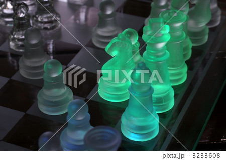 ガラスのチェス 3233608