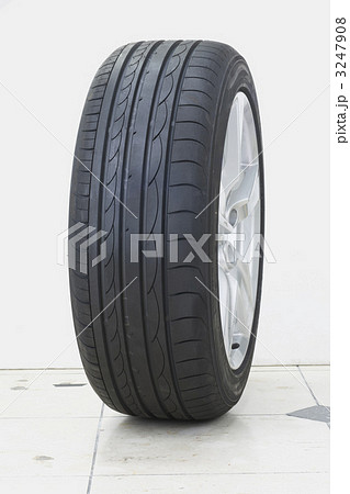 タイヤ単体正面より斜め 3247908