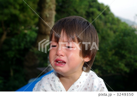 泣いてる子供 泣いてる子供 3249350