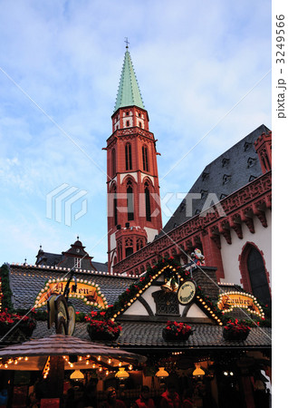 ドイツ　フランクフルト　クリスマスマーケット 3249566