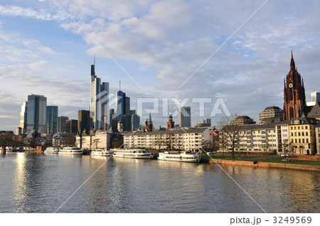 ドイツ　フランクフルト 3249569