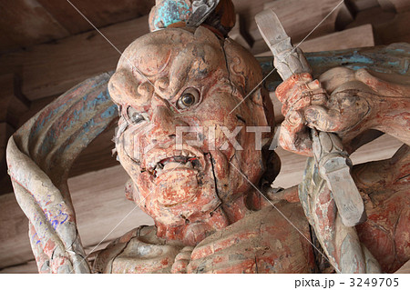 四国別格霊場第15番.金毘羅奥の院「箸蔵寺」仁王門の仁王像(阿形) 3249705