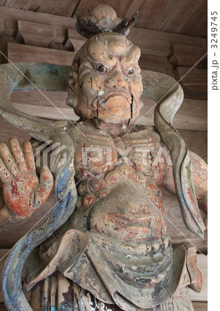 四国別格霊場第15番.金毘羅奥の院「箸蔵寺」仁王門の仁王像(吽形) 四国別格霊場第15番.金毘羅奥の院「箸蔵寺」仁王門の仁王像(吽形) 3249745