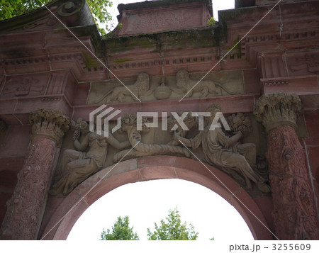 ハイデルベルク城　エリザベス門 3255609