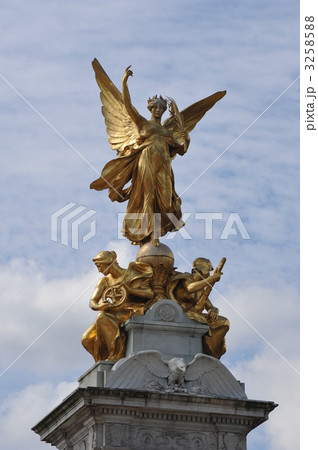 ヴィクトリア女王記念碑 ヴィクトリア女王記念碑 3258588