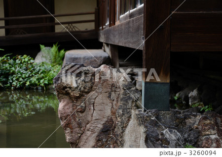 並河家住宅の水上柱　（並河靖之七宝記念館） 3260094