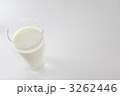 牛乳 3262446