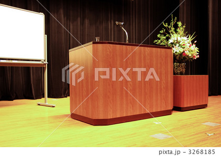 講演会ステージ 3268185