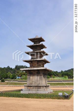韓国 百済の都 定林寺址5層石塔 3277380
