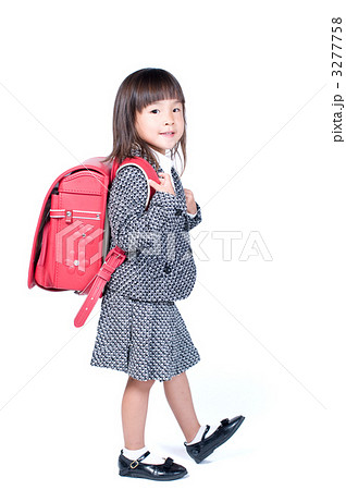 綺麗な小学 一年生 女の子 スーパーイラストコレクション