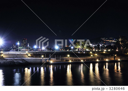長崎港の夜 3280646