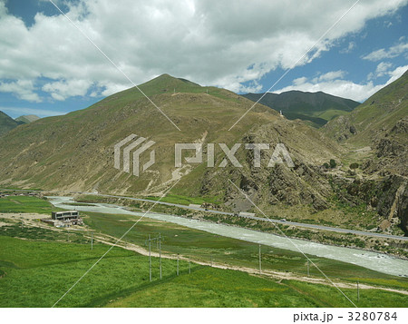 チベット　青蔵鉄道の車窓風景 3280784
