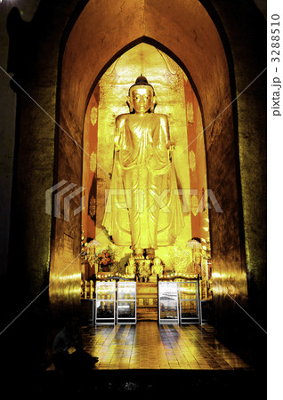 ミャンマーの仏像 3288510