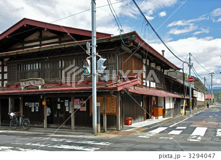 黒石散歩・こみせ通り 鳴海醸造店 3294047