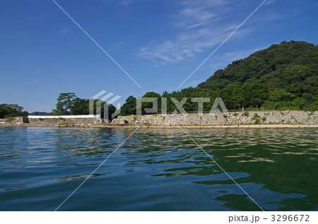 萩城の土塀と指月山 3296672
