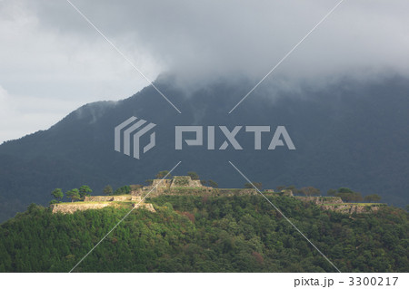 立雲峡から竹田城跡を望む 3300217