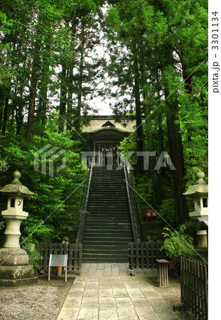 相馬中村神社（階段と拝殿） 3301134