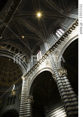 Cathedral of Siena interior. 3301532