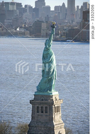 Statue of Liberty. 3302006