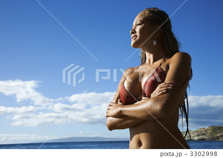 Woman on Maui beach 3302998