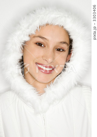 Pretty smiling girl. Pretty smiling girl. 3303406