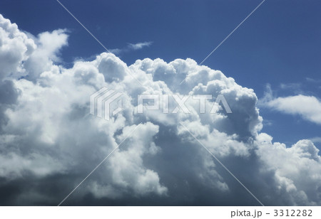夏の雲 3312282