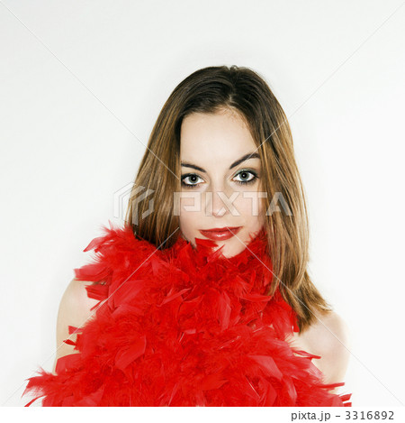 Woman with feathers. 3316892