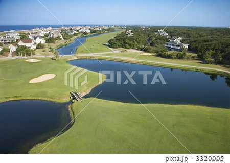 Coastal golf course. 3320005