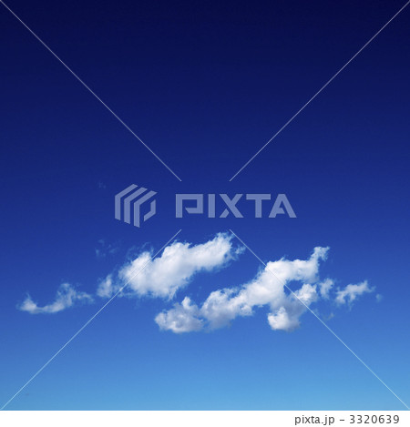 Cirrus cloud in blue sky. Cirrus cloud in blue sky. 3320639