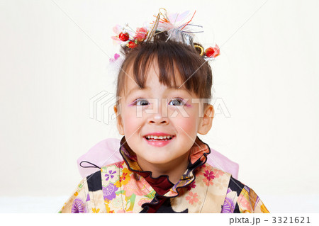 三歳のお祝い 3321621