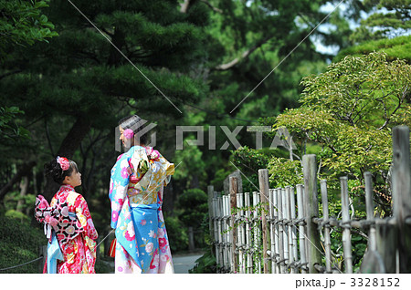 晴れ着の姉妹 晴れ着の姉妹 3328152