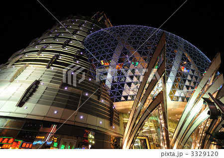 マカオ　カジノ　グランドリスボア　夜景 3329120