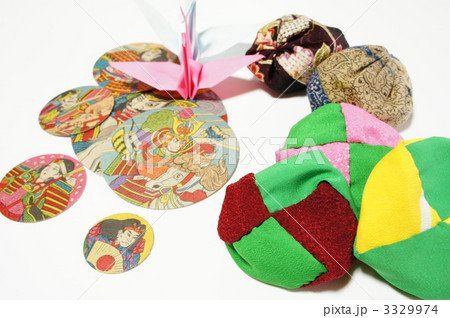 お手玉とめんこ 3329974