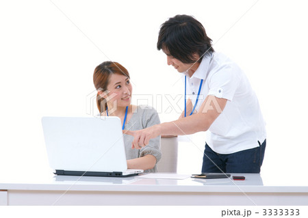 カジュアルなビジネスマン 3333333