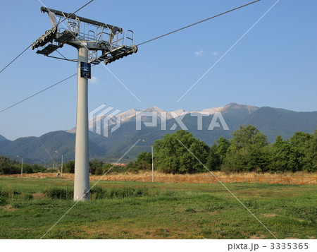 バンスコのゴンドラと世界遺産「ピリン国立公園」の眺め（ブルガリア） 3335365