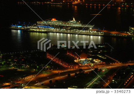 横浜ランドマークタワーからの夜景 3340273