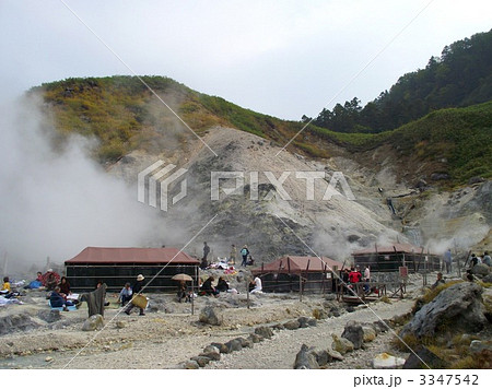 玉川温泉には癌などの療養に訪れる人が多い 3347542