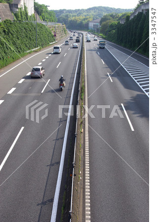 国際ゴルフ橋上から見た横浜新道 国際ゴルフ橋上から見た横浜新道 3347547