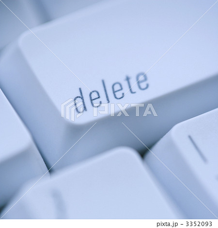 Delete computer key. 3352093