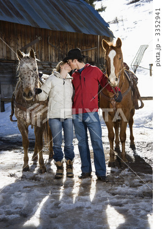 Couple kissing. 3352941