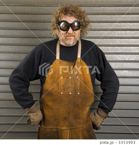 Metalsmith portrait. 3353903